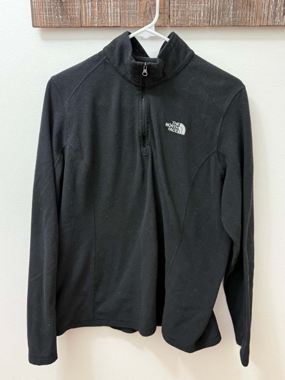 The North Face Black Half-Zip Fleece Pullover size Xl